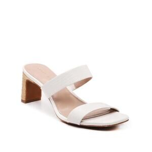 8 Kelly & Katie white Sandals wicker block heel squared off toe​